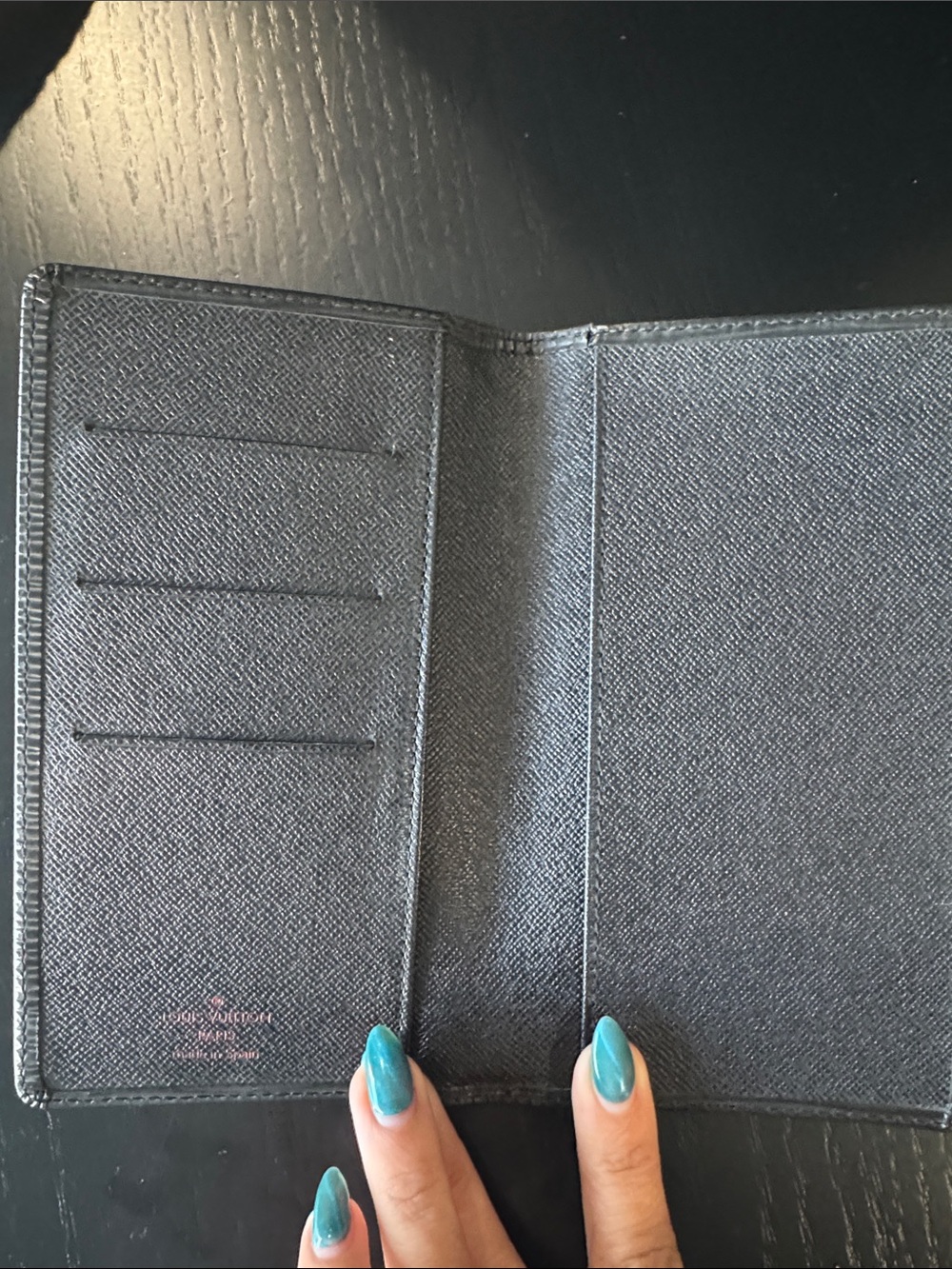 Louis Vuitton Black Epi Leather Passport Cover with LV Monogram - Picture 2 of 4